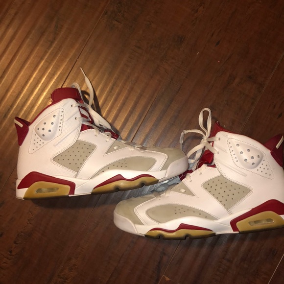 Air Jordan 6's - Picture 2 of 8